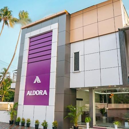 Aldora Airport Residency Hotel Nedumbassery Exterior foto