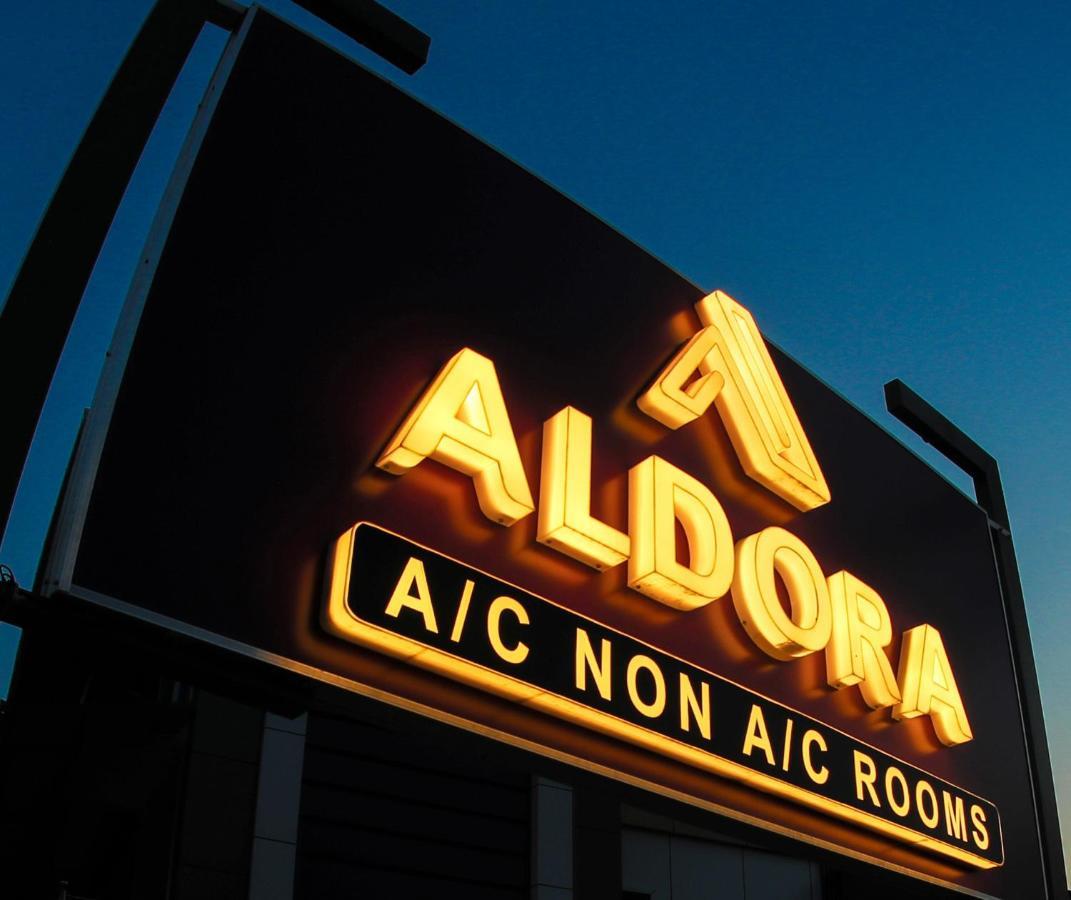 Aldora Airport Residency Hotel Nedumbassery Exterior foto