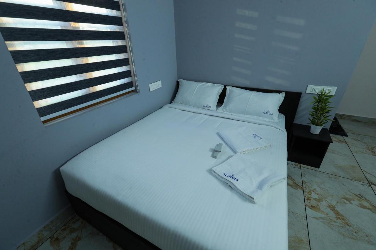 Aldora Airport Residency Hotel Nedumbassery Exterior foto