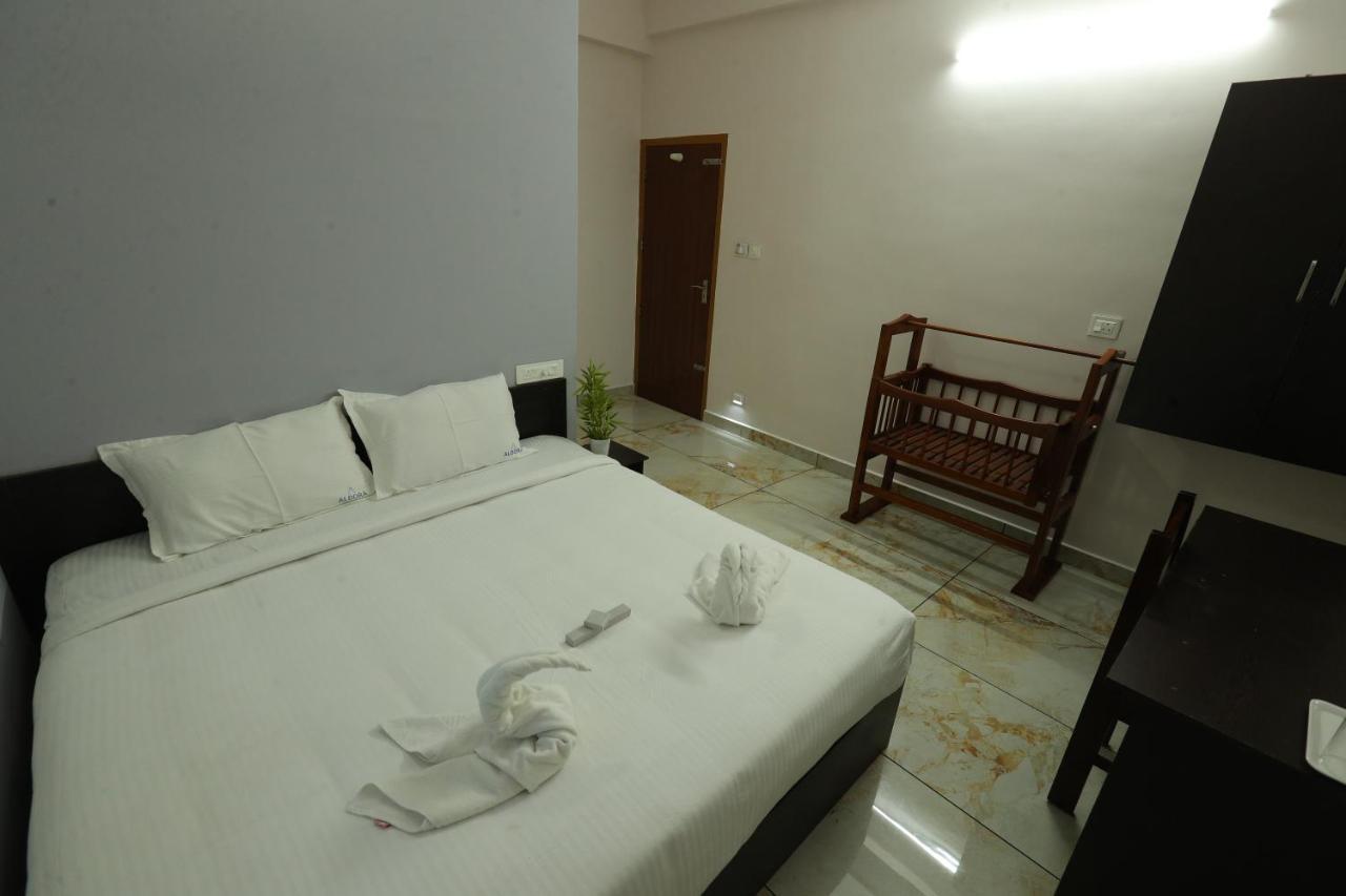 Aldora Airport Residency Hotel Nedumbassery Exterior foto