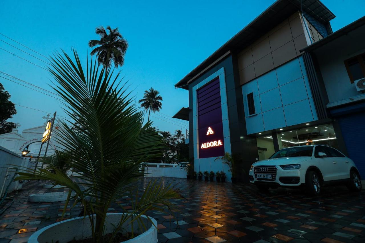Aldora Airport Residency Hotel Nedumbassery Exterior foto