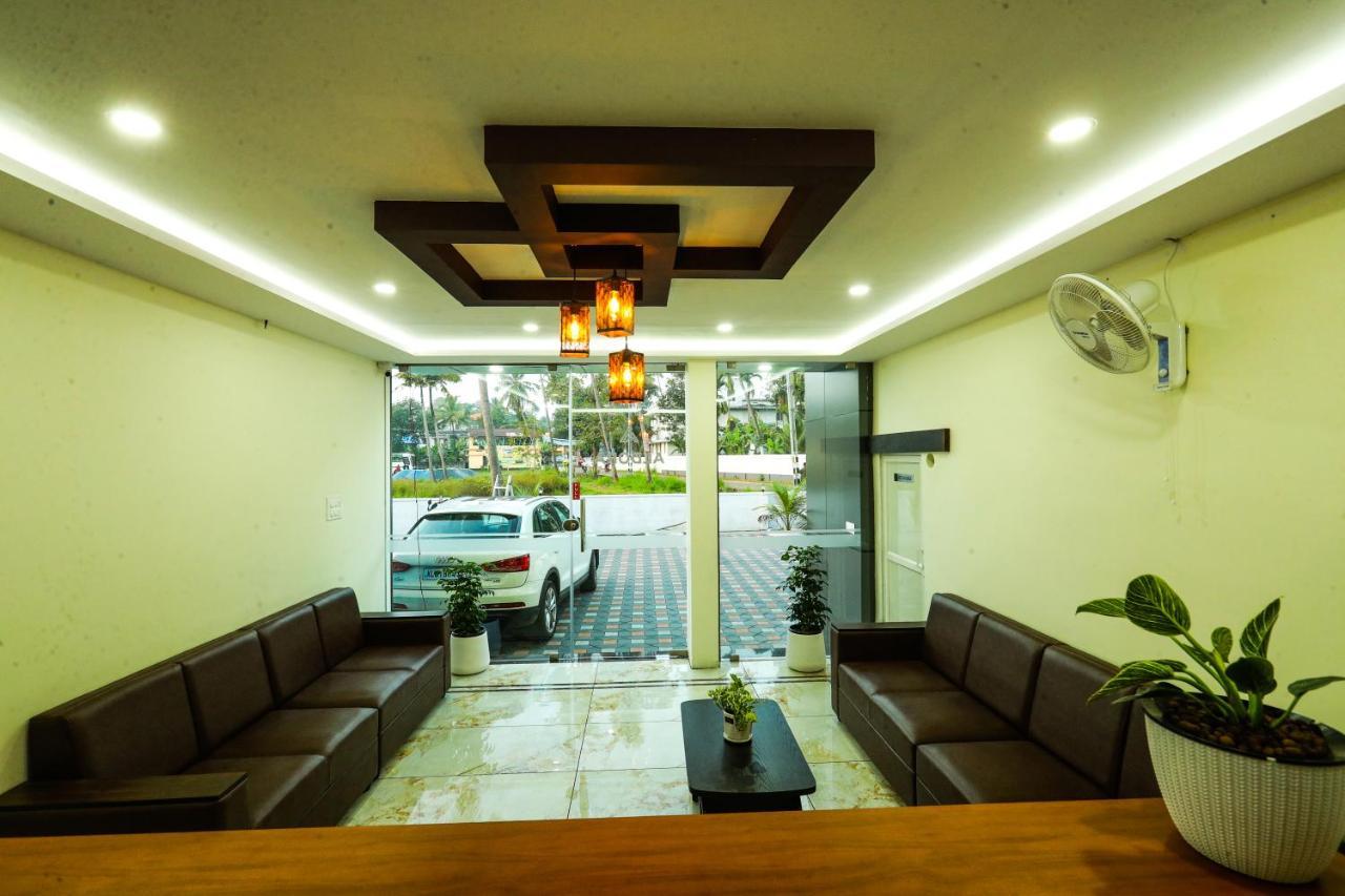 Aldora Airport Residency Hotel Nedumbassery Exterior foto