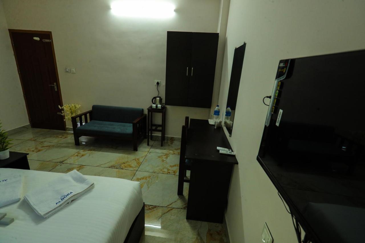 Aldora Airport Residency Hotel Nedumbassery Exterior foto