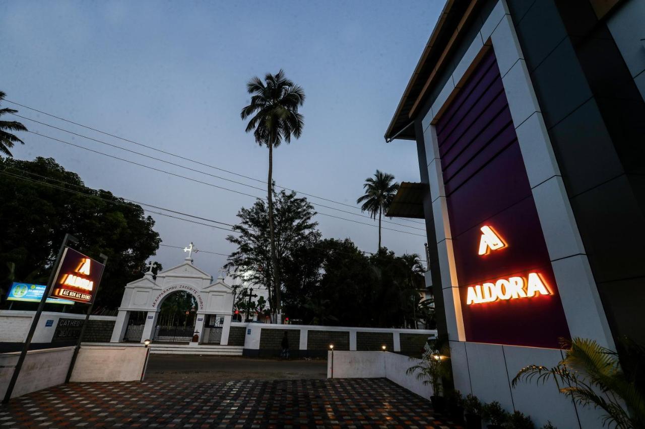 Aldora Airport Residency Hotel Nedumbassery Exterior foto