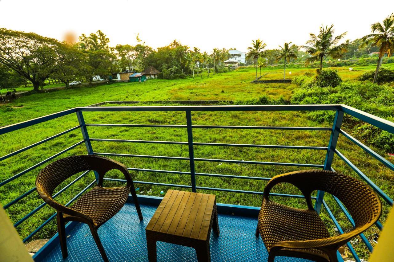Aldora Airport Residency Hotel Nedumbassery Exterior foto